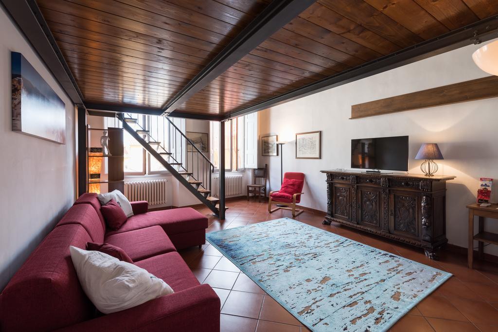Firenze Rentals Suite Proconsolo ภายนอก รูปภาพ